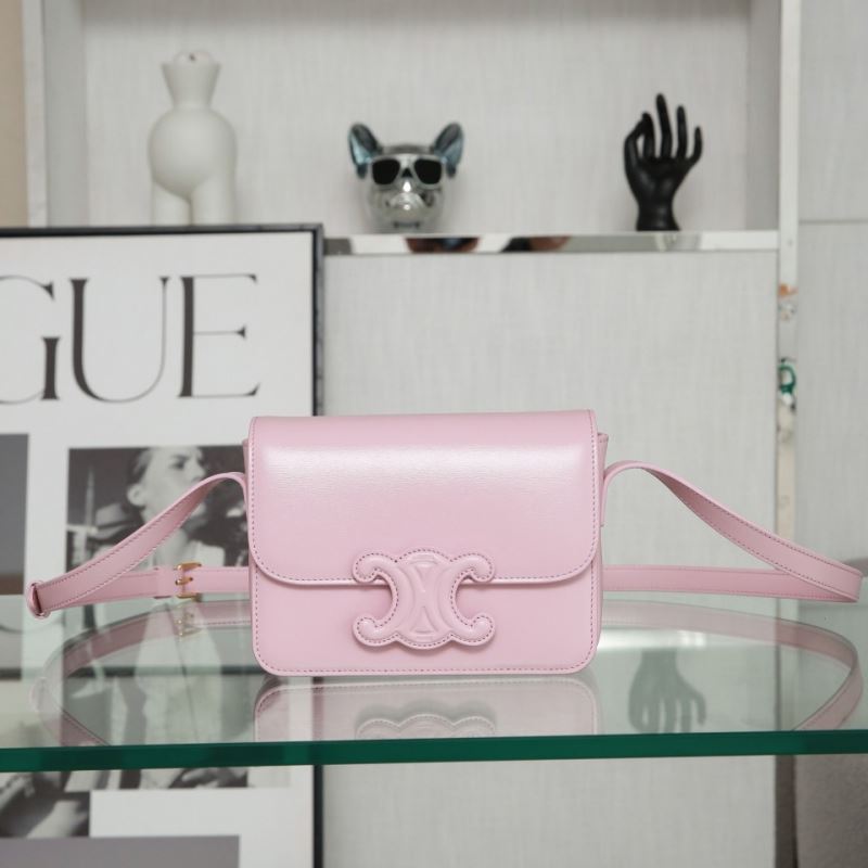 Ce1i*e triomphe bags